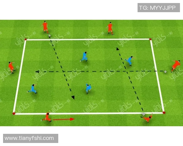 南京足球队盯防策略分析与比赛表现的得失评估